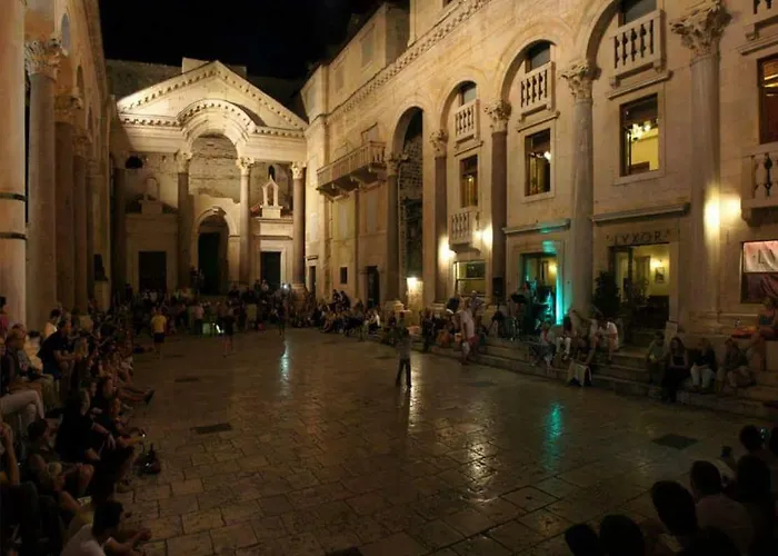 Lejlighed Blue Sea View Split